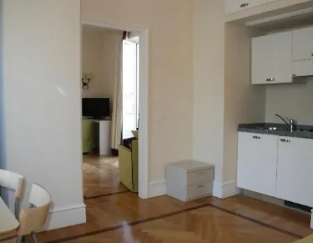 Gli Angioini Srl Appart hôtel 4*