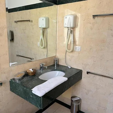 Apartahotel Gli Angioini Srl