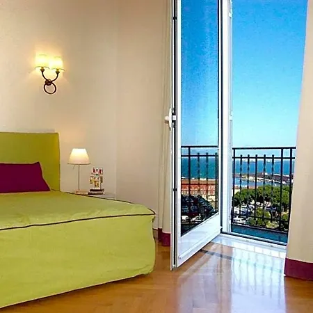 Gli Angioini Srl Apart-hotel