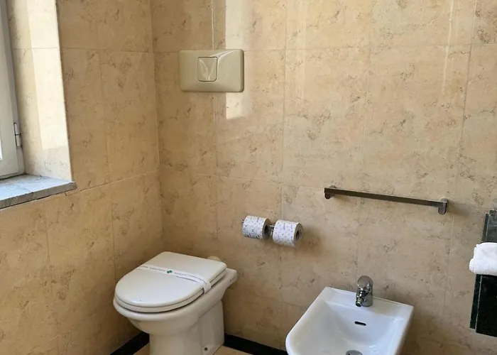 Gli Angioini Srl Aparthotel 4*